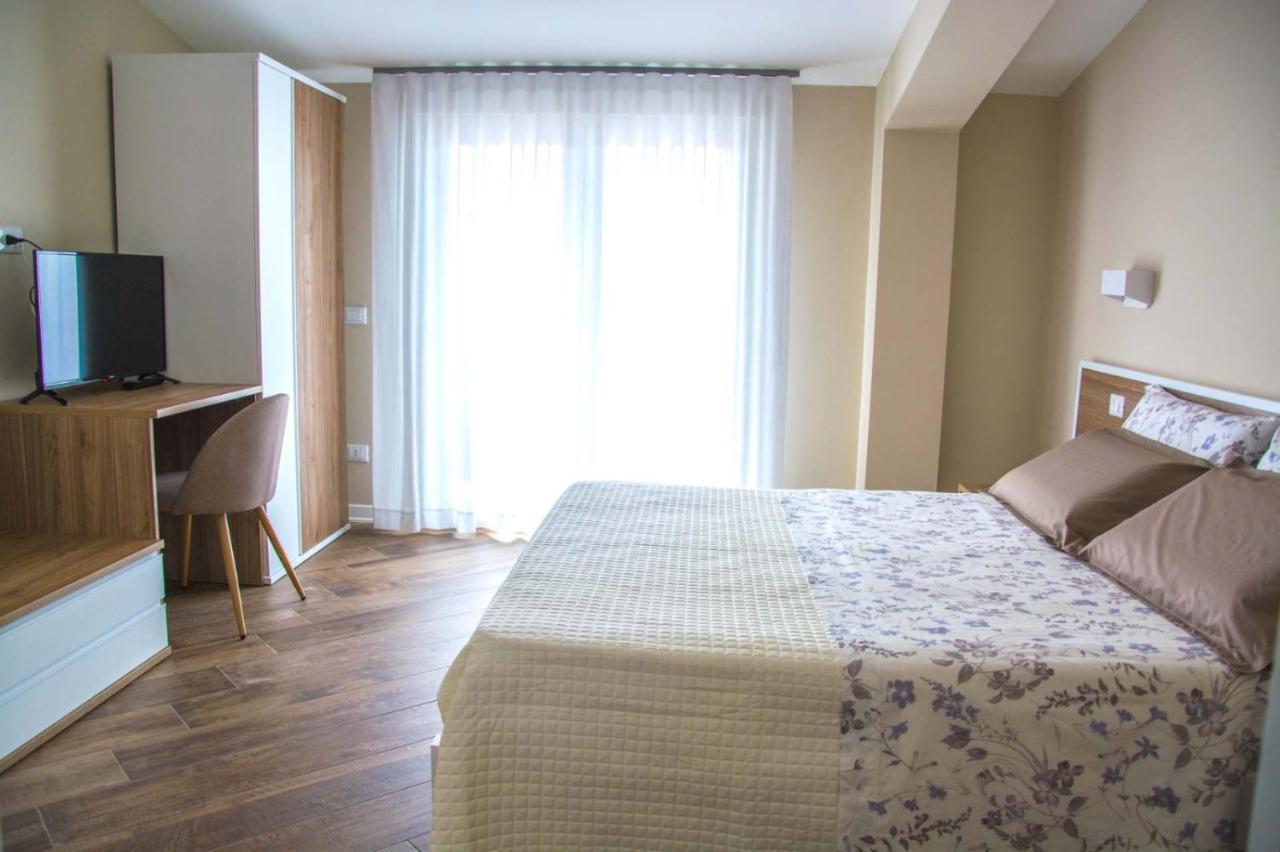 B&B Martina Mirabella Eclano Εξωτερικό φωτογραφία